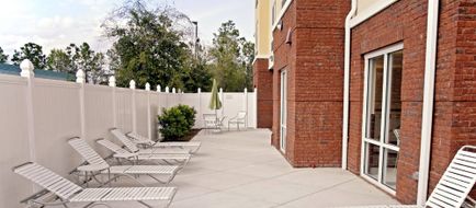 Fairfield Inn & Suites Exterior