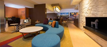Fairfield Inn by Marriott Lobby
