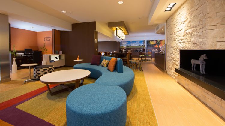 Fairfield Inn by Marriott Lobby