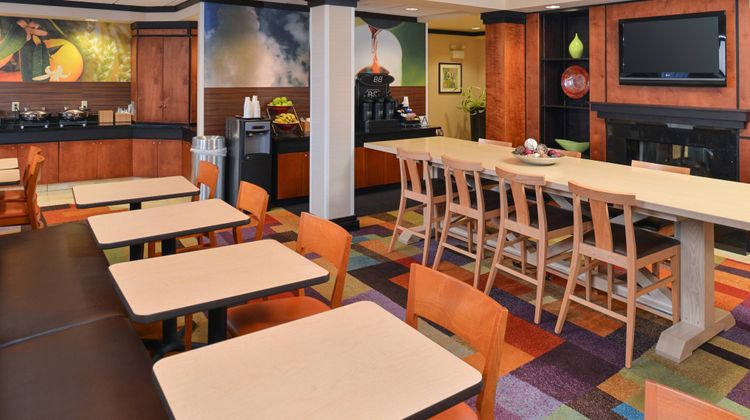 Fairfield Inn & Suites Restaurant