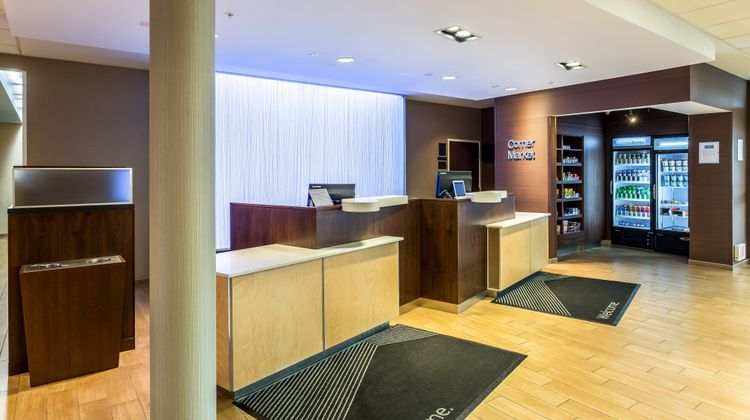 Fairfield Inn & Suites Butte Lobby