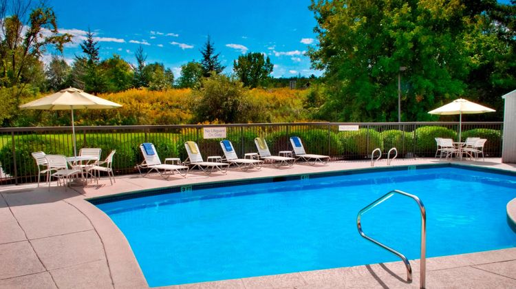 Fairfield Inn Burlington Williston Pool