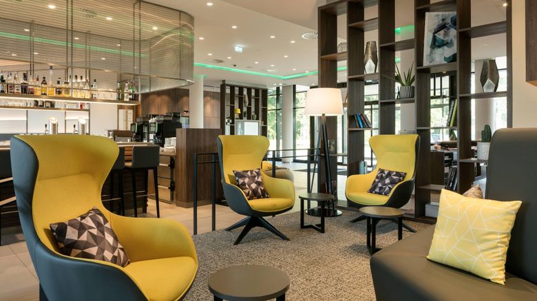 <b>Courtyard Wolfsburg Lobby</b>. Images powered by <a href="https://www.leonardoworldwide.com/" title="Leonardo Worldwide" target="_blank">Leonardo</a>.