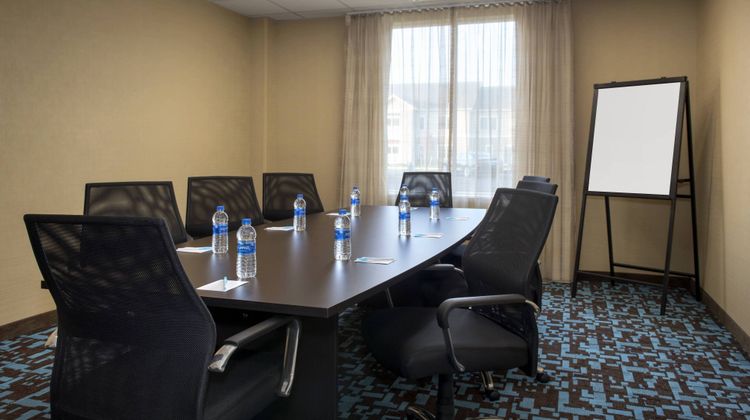 Fairfield Inn & Suites Buffalo/Amherst Meeting