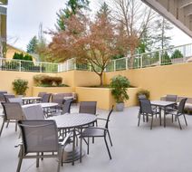 Fairfield Inn & Suites Bellevue/Redmond Exterior