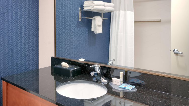 Fairfield Inn & Suites Bellevue/Redmond Room