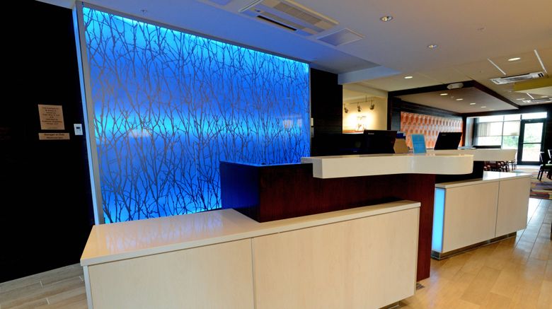 <b>Fairfield Inn & Suites, Bowling Green Lobby</b>. Images powered by <a href="https://www.leonardoworldwide.com/" title="Leonardo Worldwide" target="_blank">Leonardo</a>.