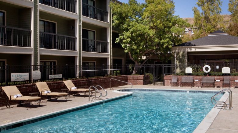 <b>Courtyard San Francisco Larkspur Landing Pool</b>. Images powered by <a href="https://www.leonardoworldwide.com/" title="Leonardo Worldwide" target="_blank">Leonardo</a>.