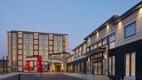 Courtyard by Marriott Oshawa Exterior