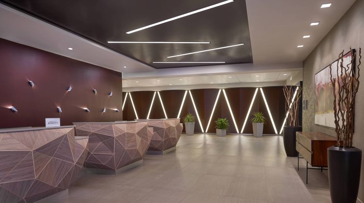 Courtyard by Marriott Oshawa Lobby