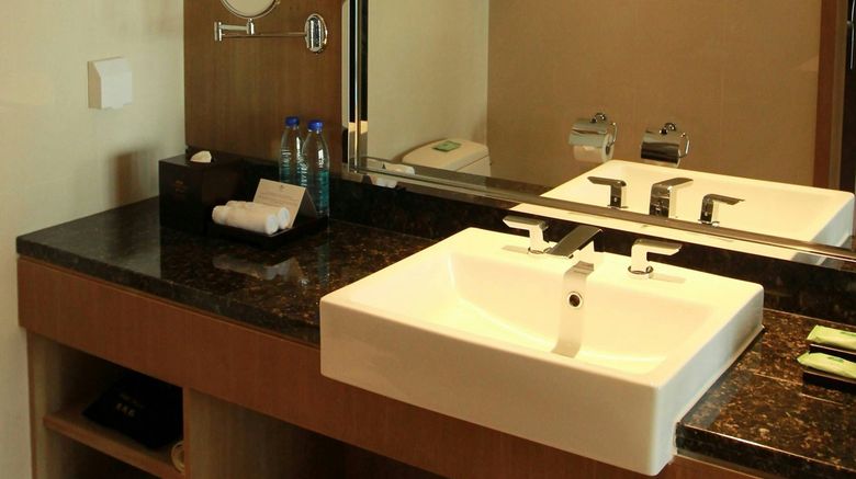 <b>Courtyard By Marriott Kunshan Room</b>. Images powered by <a href="https://www.leonardoworldwide.com/" title="Leonardo Worldwide" target="_blank">Leonardo</a>.