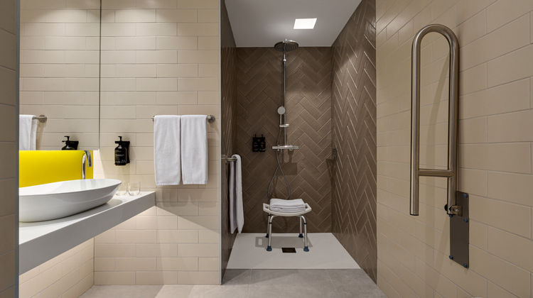 Holiday Inn Express Evora Room