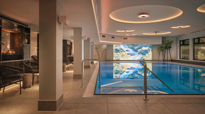 <b>Leonardo Royal Hotel Baden-Baden Pool</b>. Images powered by <a href="https://www.leonardoworldwide.com/" title="Leonardo Worldwide" target="_blank">Leonardo</a>.