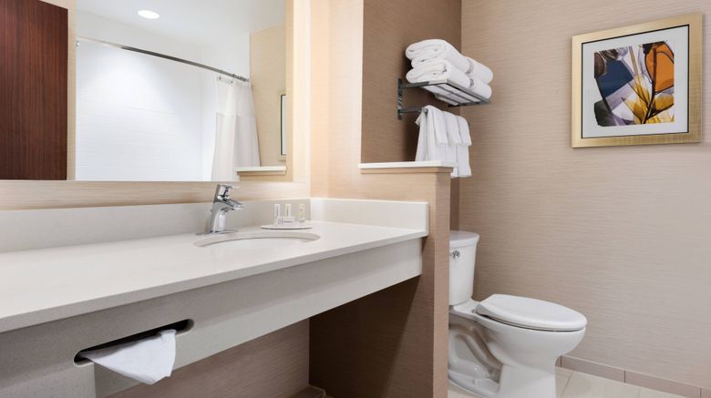 <b>Fairfield Inn & Suites Charlottesville Room</b>. Images powered by <a href="https://www.leonardoworldwide.com/" title="Leonardo Worldwide" target="_blank">Leonardo</a>.