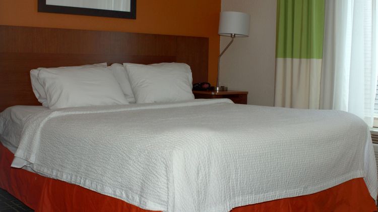 Fairfield Inn & Suites Room