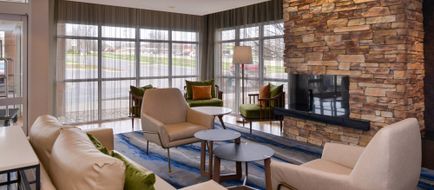 Fairfield Inn & Suites Cedar Rapids Lobby