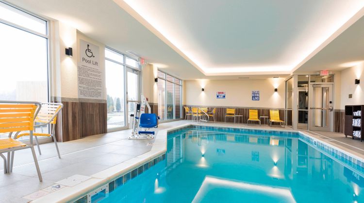 Fairfield Inn & Suites Medina Pool