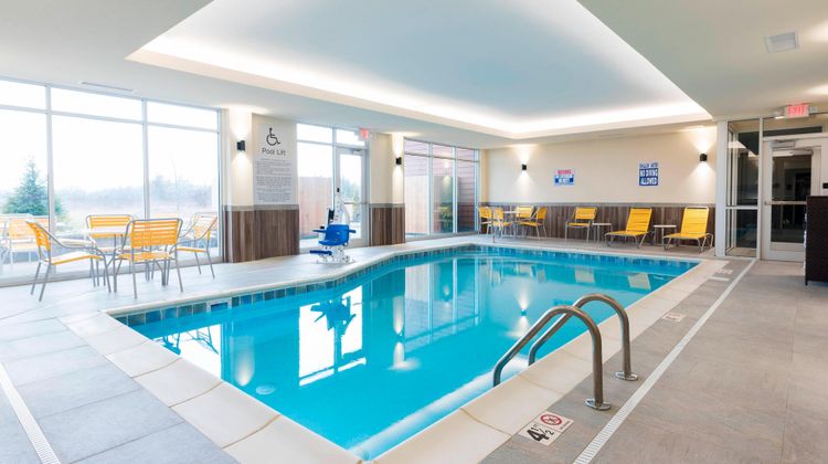 Fairfield Inn & Suites Medina Pool