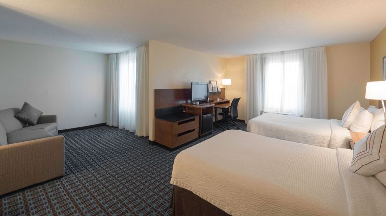 <b>Fairfield Inn & Suites Streetsboro Room</b>. Images powered by <a href="https://www.leonardoworldwide.com/" title="Leonardo Worldwide" target="_blank">Leonardo</a>.