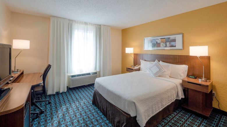 <b>Fairfield Inn & Suites Streetsboro Room</b>. Images powered by <a href="https://www.leonardoworldwide.com/" title="Leonardo Worldwide" target="_blank">Leonardo</a>.