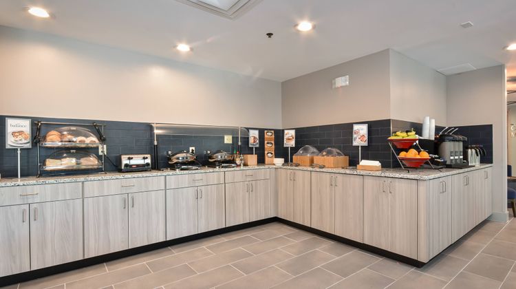 Fairfield Inn/Suites Charlotte Arrowood Restaurant