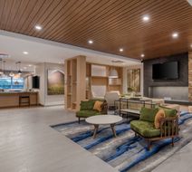 Fairfield Inn & Suites Charlotte Belmont Lobby