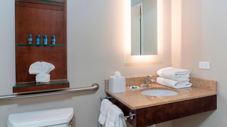Delta Hotels Kalamazoo Conference Center Room