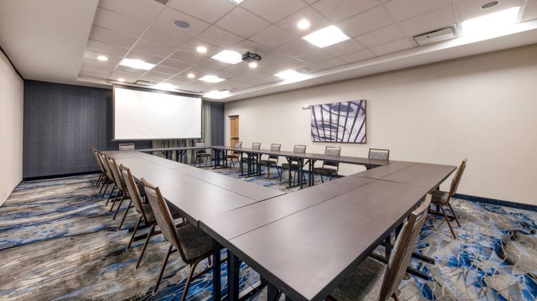 <b>Fairfield Inn & Suites Charlotte Belmont Meeting</b>. Images powered by <a href="https://www.leonardoworldwide.com/" title="Leonardo Worldwide" target="_blank">Leonardo</a>.