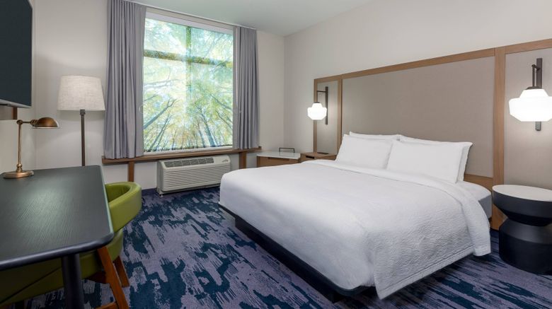 <b>Fairfield Inn & Suites Charlotte Monroe Room</b>. Images powered by <a href="https://www.leonardoworldwide.com/" title="Leonardo Worldwide" target="_blank">Leonardo</a>.