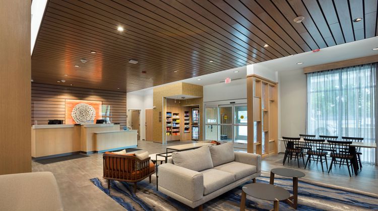 Fairfield Inn & Suites Statesville Lobby