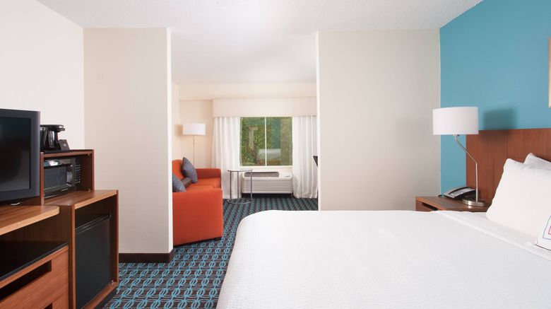 <b>Fairfield Inn by Marriott Room</b>. Images powered by <a href="https://www.leonardoworldwide.com/" title="Leonardo Worldwide" target="_blank">Leonardo</a>.