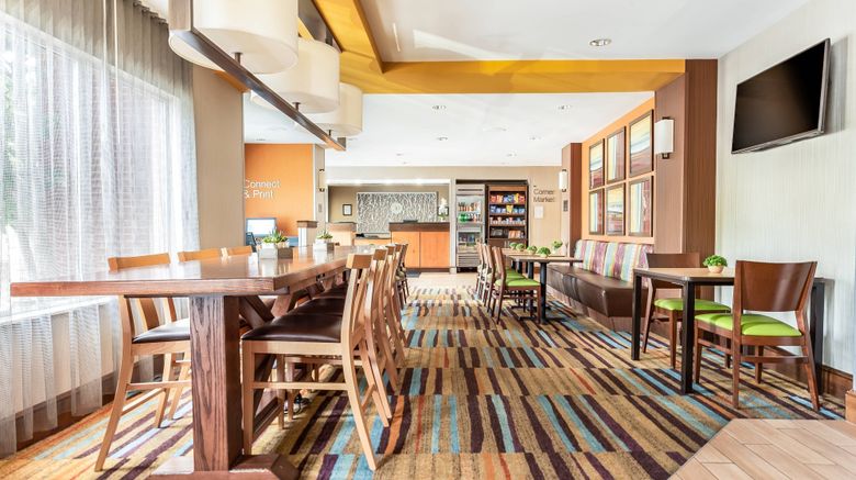<b>Fairfield Inn Charlotte Northlake Restaurant</b>. Images powered by <a href="https://www.leonardoworldwide.com/" title="Leonardo Worldwide" target="_blank">Leonardo</a>.