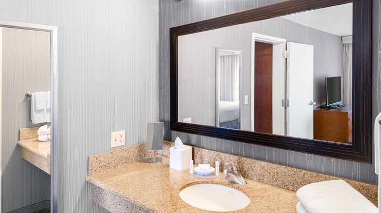 <b>Fairfield Inn Charlotte Northlake Room</b>. Images powered by <a href="https://www.leonardoworldwide.com/" title="Leonardo Worldwide" target="_blank">Leonardo</a>.