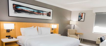 Delta by Marriott Columbia Northeast Room