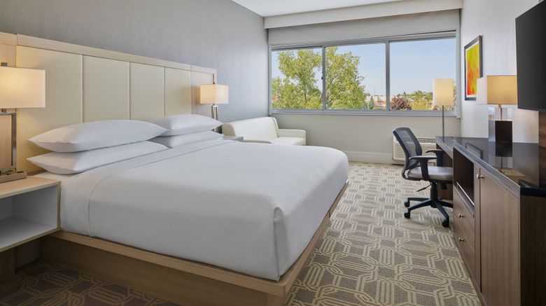 <b>Delta Hotels Chicago Willowbrook Room</b>. Images powered by <a href="https://www.leonardoworldwide.com/" title="Leonardo Worldwide" target="_blank">Leonardo</a>.