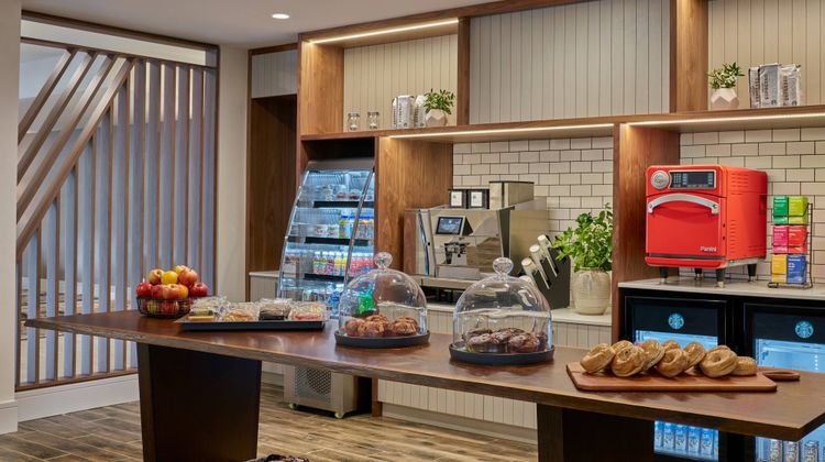 Delta Hotels Chicago Willowbrook Restaurant