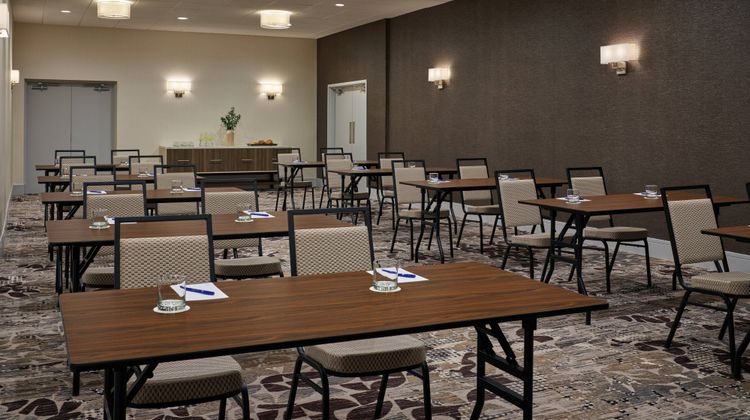 Delta Hotels Chicago Willowbrook Meeting