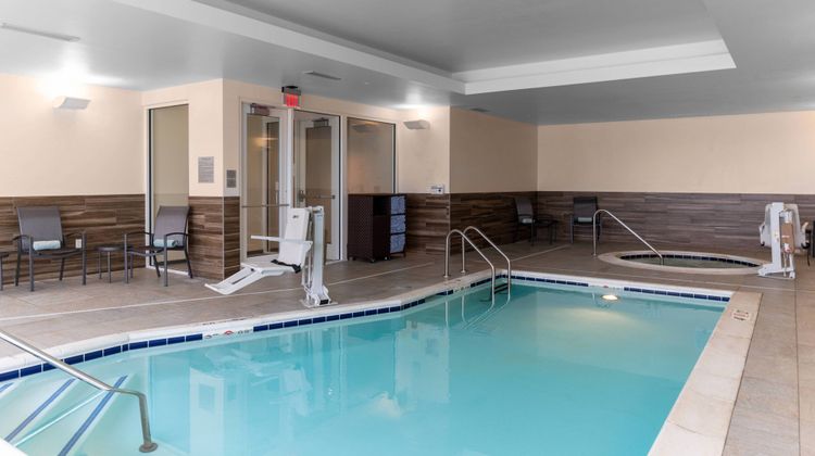 Fairfield Inn & Stes Columbus New Albany Pool