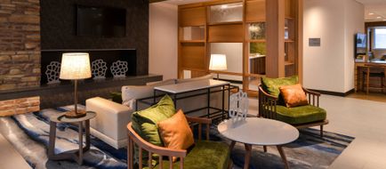 Fairfield Inn & Suites Columbus Lobby
