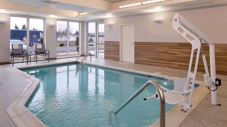 <b>Fairfield Inn & Suites Columbus Pool</b>. Images powered by <a href="https://www.leonardoworldwide.com/" title="Leonardo Worldwide" target="_blank">Leonardo</a>.