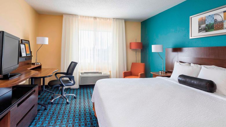 <b>Fairfield Inn & Suites Mansfield Ontario Room</b>. Images powered by <a href="https://www.leonardoworldwide.com/" title="Leonardo Worldwide" target="_blank">Leonardo</a>.