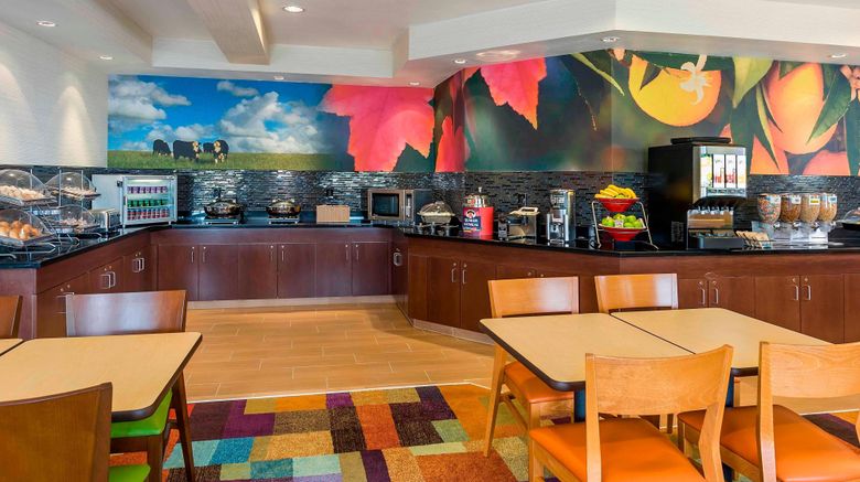 <b>Fairfield Inn & Suites Mansfield Ontario Restaurant</b>. Images powered by <a href="https://www.leonardoworldwide.com/" title="Leonardo Worldwide" target="_blank">Leonardo</a>.