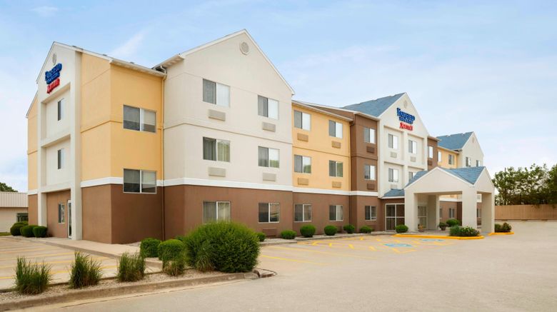 <b>Fairfield Inn & Suites Champaign Exterior</b>. Images powered by <a href="https://www.leonardoworldwide.com/" title="Leonardo Worldwide" target="_blank">Leonardo</a>.