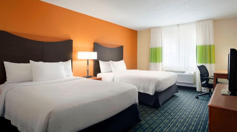 <b>Fairfield Inn & Suites Champaign Room</b>. Images powered by <a href="https://www.leonardoworldwide.com/" title="Leonardo Worldwide" target="_blank">Leonardo</a>.