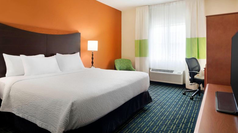 <b>Fairfield Inn & Suites Champaign Room</b>. Images powered by <a href="https://www.leonardoworldwide.com/" title="Leonardo Worldwide" target="_blank">Leonardo</a>.