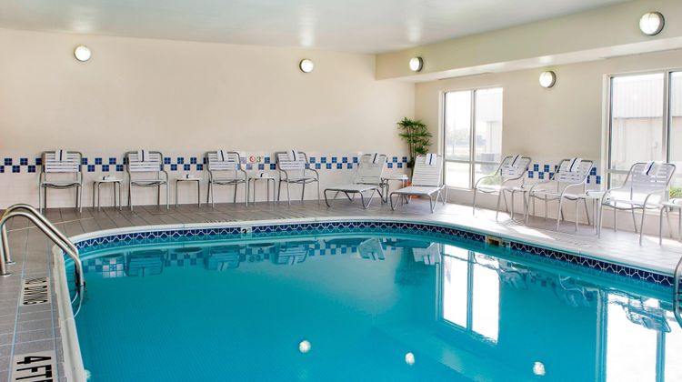 Fairfield Inn & Suites Champaign Pool