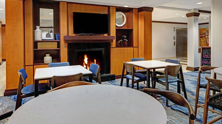 <b>Fairfield Inn & Suites by Marriott Restaurant</b>. Images powered by <a href="https://www.leonardoworldwide.com/" title="Leonardo Worldwide" target="_blank">Leonardo</a>.