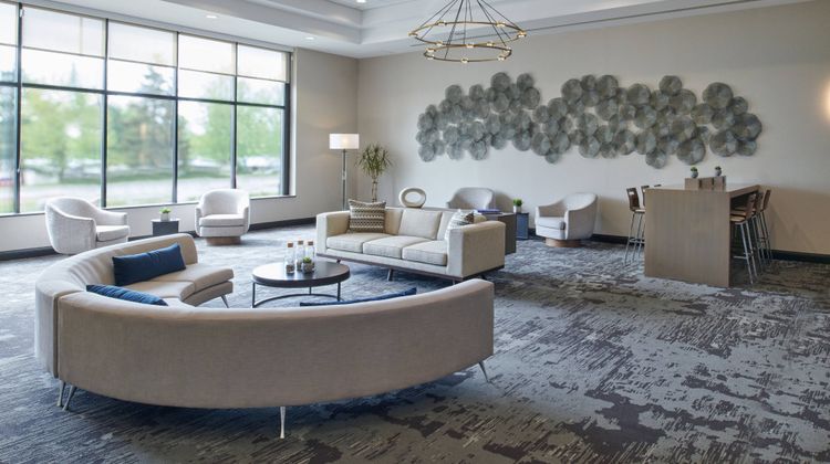 Delta Hotels by Marriott Detroit Novi Lobby