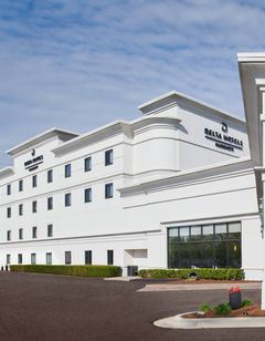 Delta Hotels by Marriott Detroit Novi