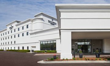 Delta Hotels by Marriott Detroit Novi